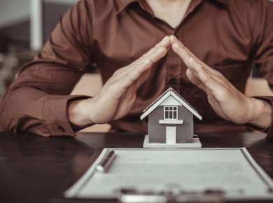 Faire un état des lieux par un commissaire de justice, c’est garantir une preuve neutre, incontestable et juridiquement reconnue en cas de litige entre bailleur et locataire.